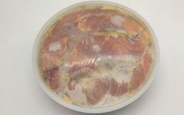 Фото Осетр филе слабосоленая  из охлажденной рыбки