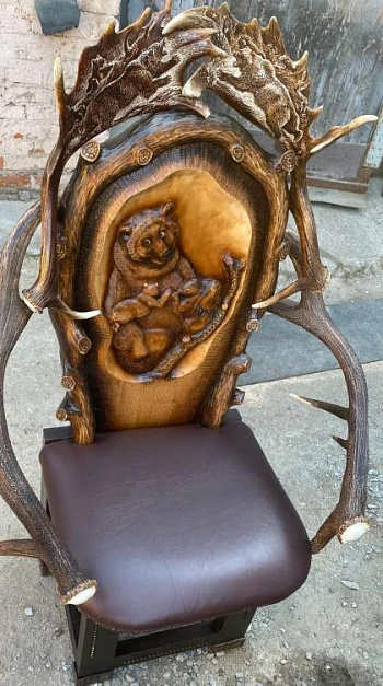 Фото Стул из рога оленя