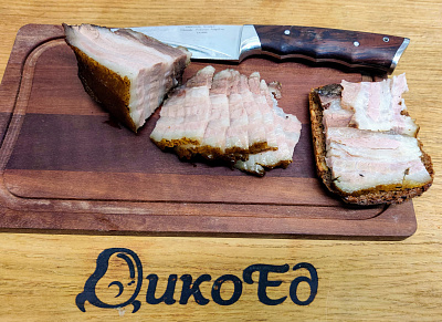 Превью Грудинка кабана копченая